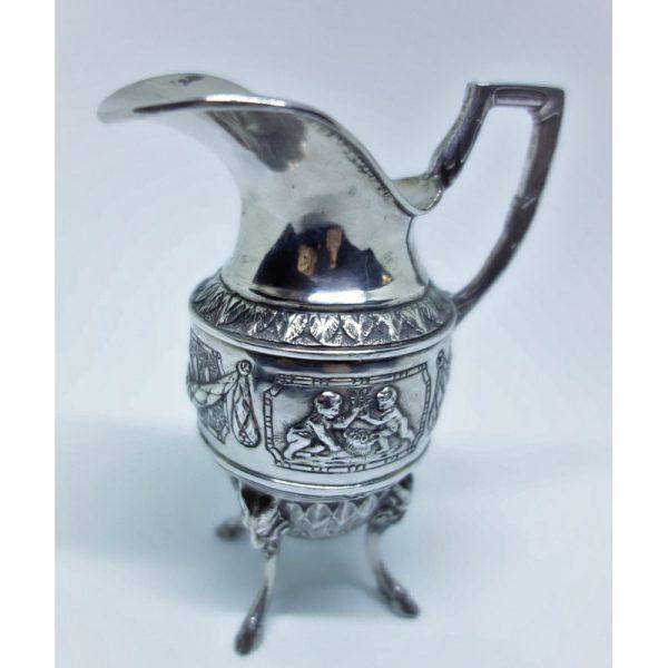 Petite aiguière en argent massif, Orfèvre Jean-L. Schlingloff, Hanau, Allemagne, vers 1890-1920.