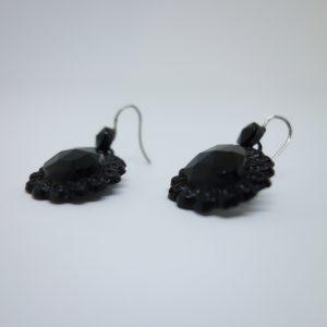 boucles d'oreilles en jais