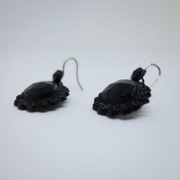 boucles d'oreilles en jais