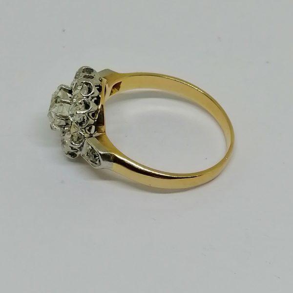 Bague Marguerite en or rose, platine et superbes diamants. – Image 3