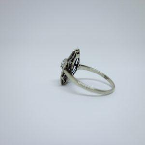 Bague or gris et platine art déco