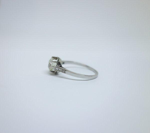 bague solitaire en platine