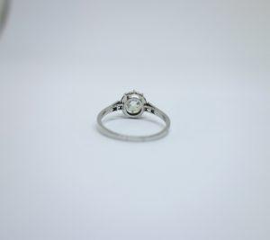 bague solitaire en platine