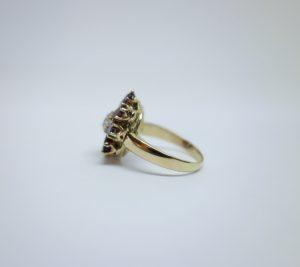 bague or et grenats avec diamant