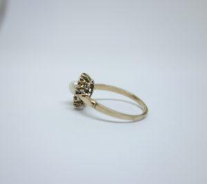 bague en or rose diamants taille roses et perle fine