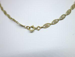 collier or papillons
