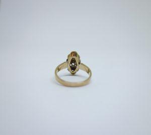bague or rose et diamants