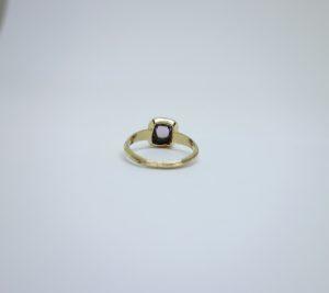 bague or et demi-perles fines