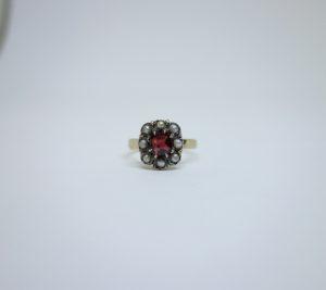bague or et grenats