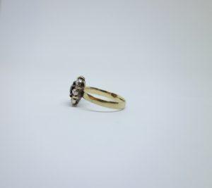 bague or et grenats