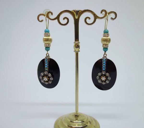 rare et superbe paire de boucles d'oreilles en or 1900