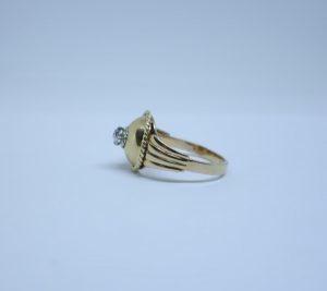 bague or et diamant