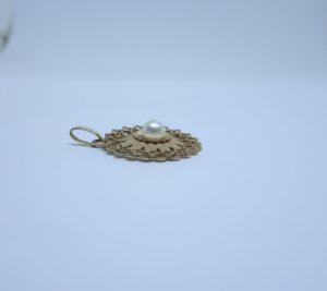 pendentif or rose et perle de culture