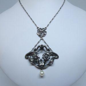 collier argent art nouveau