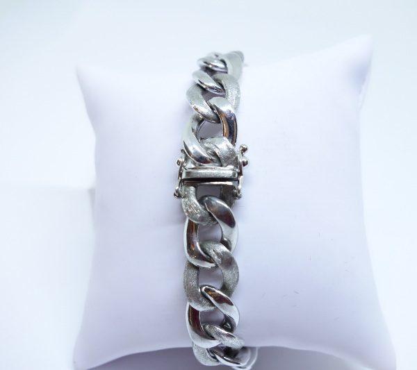 bracelet argent maillon particulier en brossé