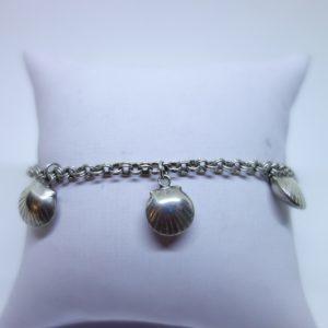 bracelet argent avec breloques coquillages