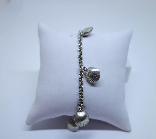 bracelet argent avec breloques coquillages