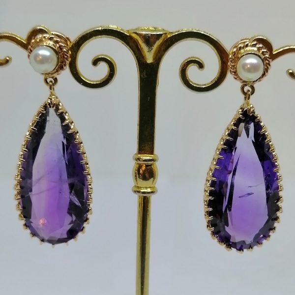 Boucles d'oreilles pendantes or, améthystes et perles – Image 4
