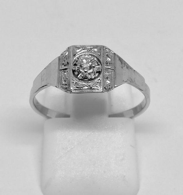 bague en or gris avec un petit diamants travail art déco vers 1930