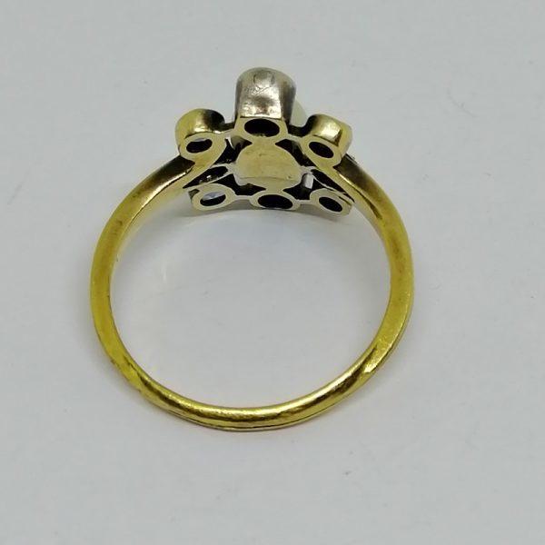 bague en or avec diamants et saphirs vers 1900