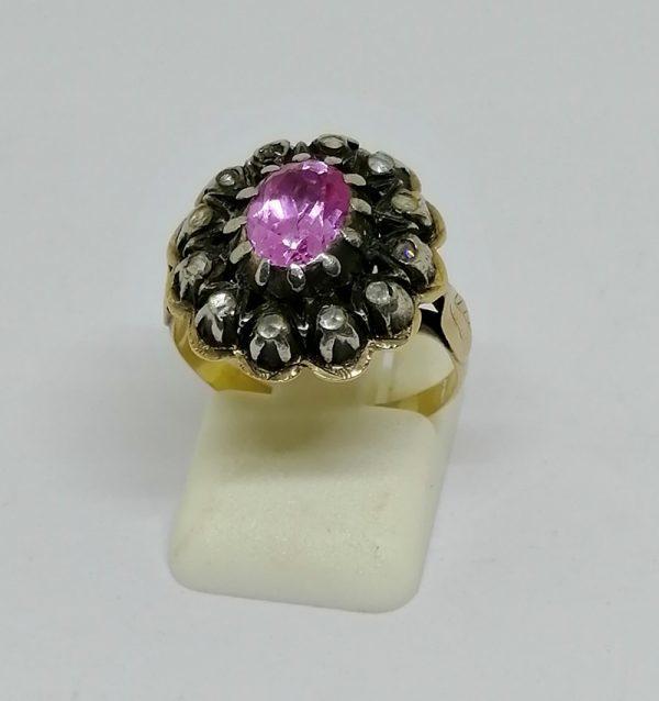 Bague or et argent avec saphir rose.