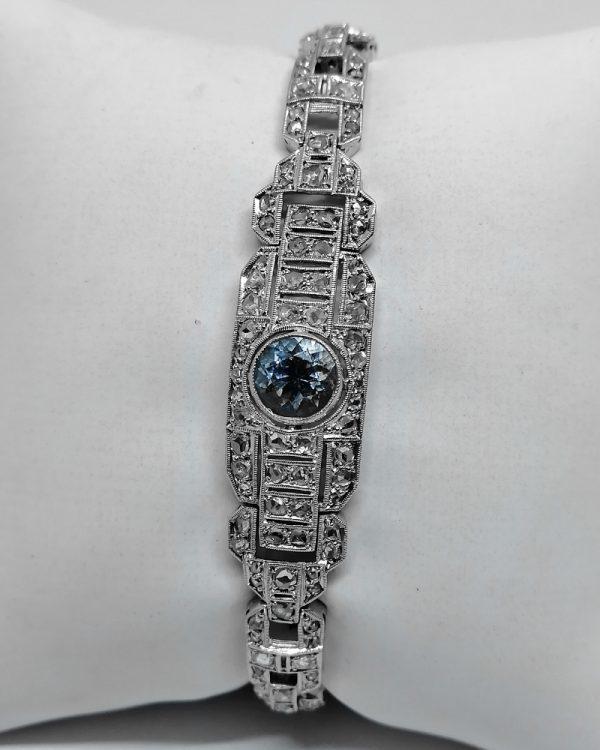 bracelet en platine avec pavage de diamants taille rose et aigue-marine art déco vers 1930