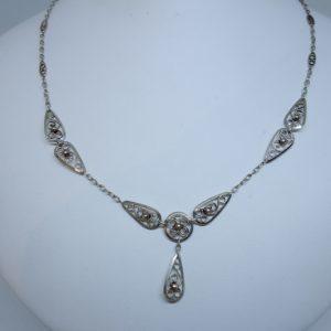 collier argent avec pampille