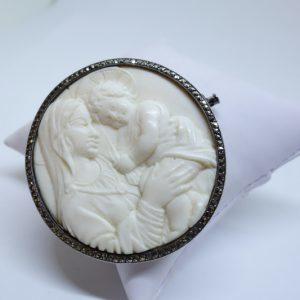 Broche argent et sculpture vierge à l'enfant