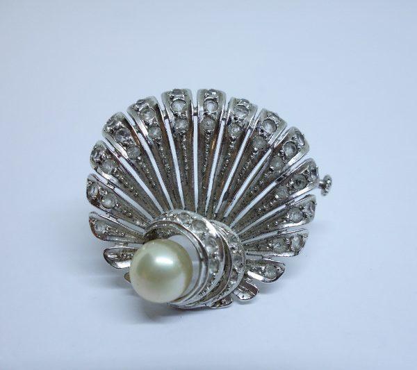 broche argent façon queue de paon avec pavage pierres 1930