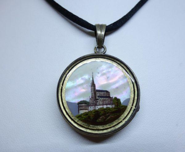 pendentif argent religieux avec peintures miniature sur verre