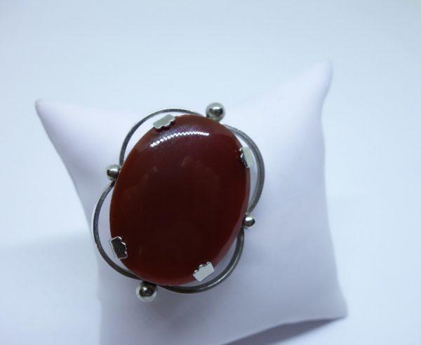 broche cabochon de pâte de verre