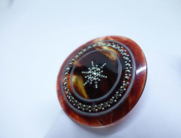 broche bakélite et marcasites