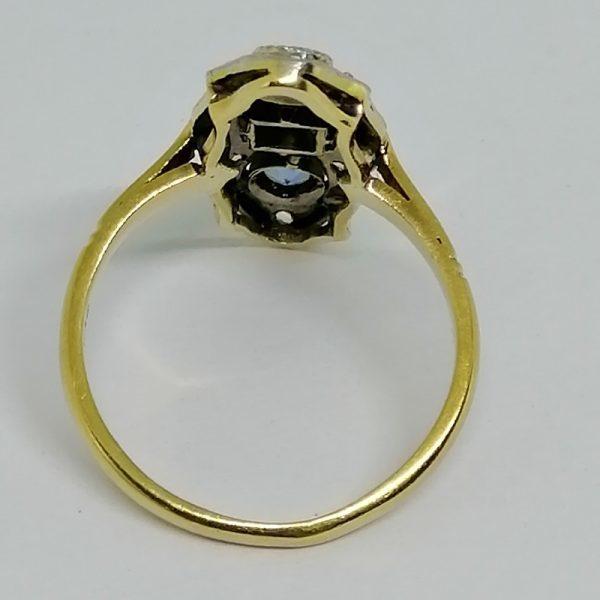 Bague or bicolore avec saphirs et diamants. – Image 3
