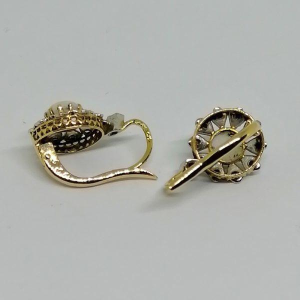 Boucles d'oreilles dormeuses avec cabochon d'opales. – Image 2