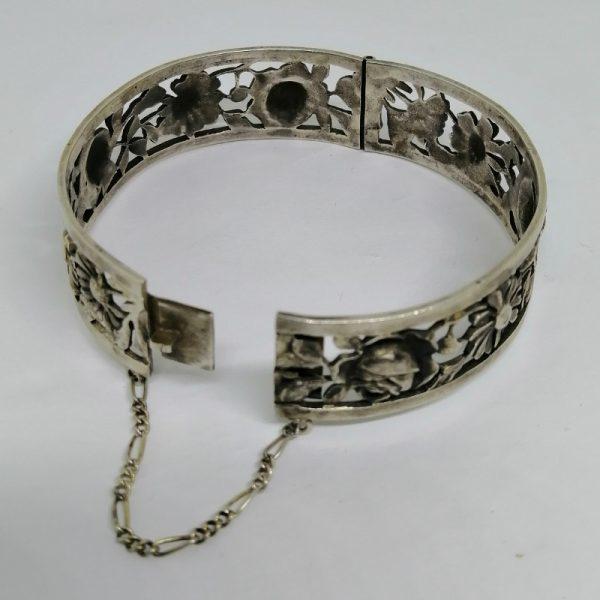 Bracelet jonc argent ajouré avec motif de fleurs. – Image 3