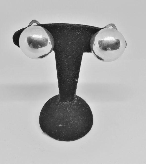 Boucles d'oreilles boules argent fermé. – Image 3