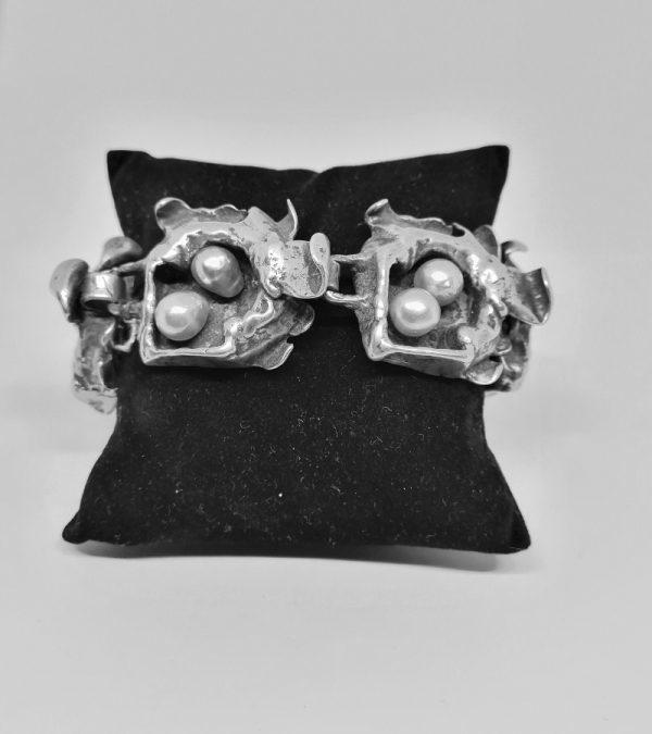 Bracelet argent avec perles naturelles grises, signé Oly, Allemagne.
