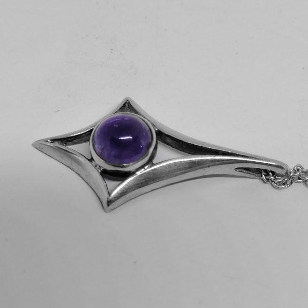 Chaîne et son pendentif argent et améthyste. – Image 2