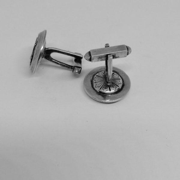 Boutons de manchettes rondes. – Image 2
