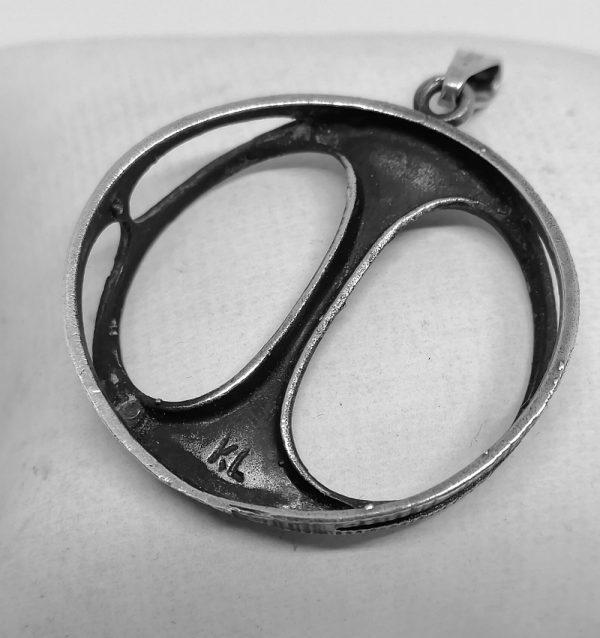 Pendentif rond et ajouré, signé K. L. Finlande. – Image 4