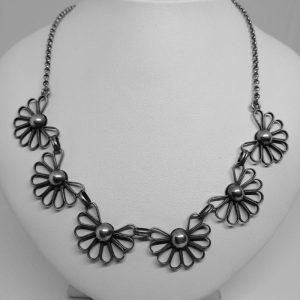 Collier argent demi-fleurs ajourées art déco