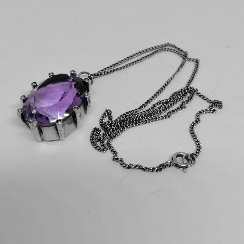 Collier Pendentif En Améthyste Avec Perles Et Aimant - Pierre Naturelle, Couleur Noir - Bijou énergétique