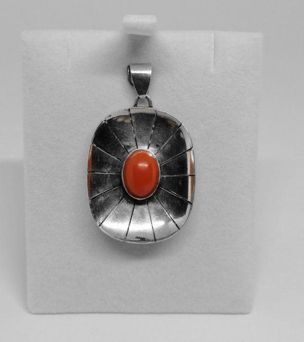 pendentif argent et corail 1930