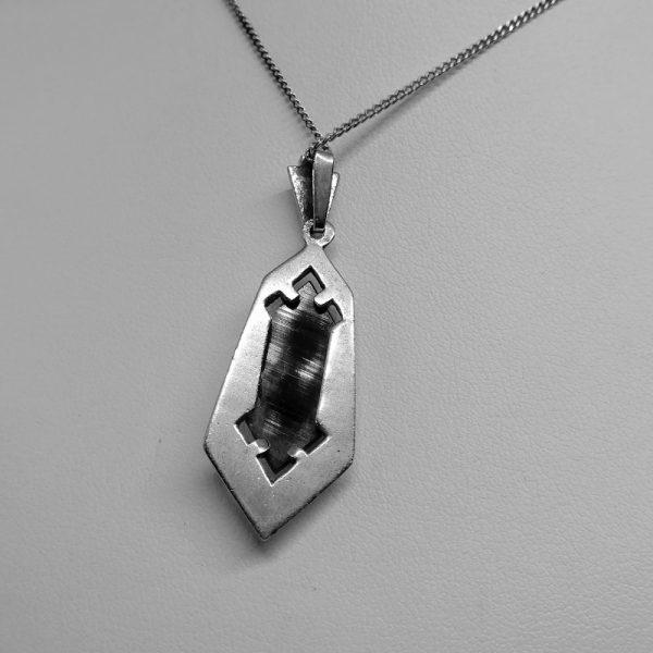 pendentif de forme géométrique avec hématite art déco 1930