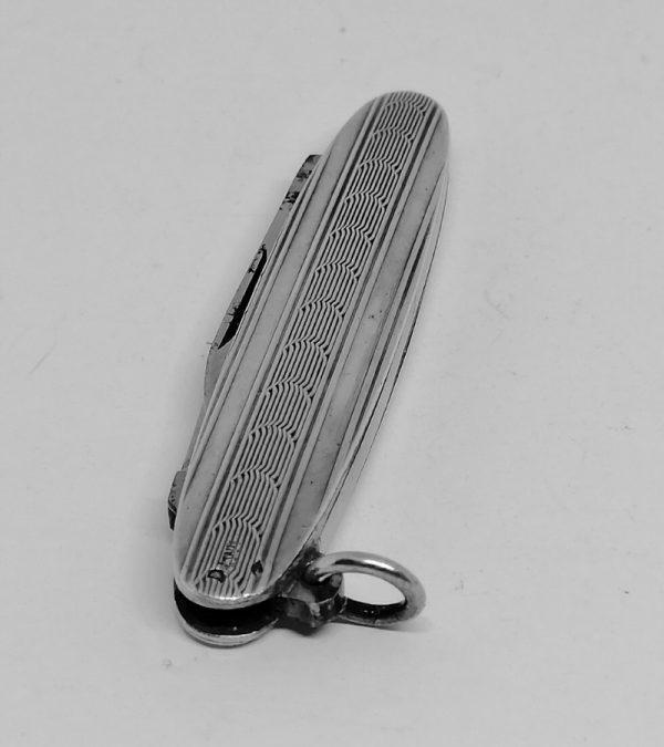 petit couteau en argent massif époque 1925-30