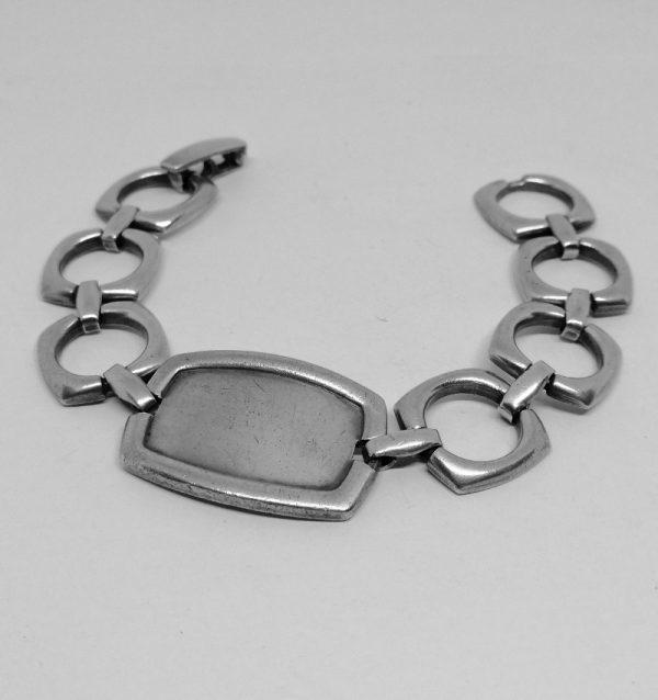 bracelet argent avec maillon carré ajouré et plaque à graver vintage vers 1960-70.