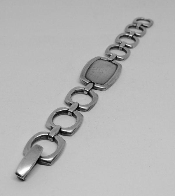 bracelet argent avec maillon carré ajouré et plaque à graver vintage vers 1960-70.