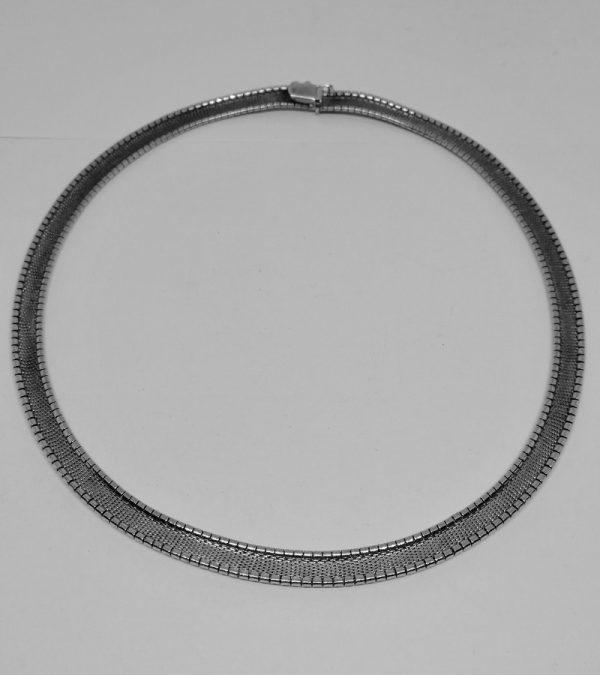 collier argent maillon plat ouvragé bijou vintage vers 1960-80