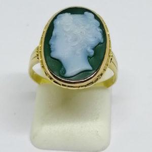 bague en or avec camée en pâte de verre art nouveau vers 1900