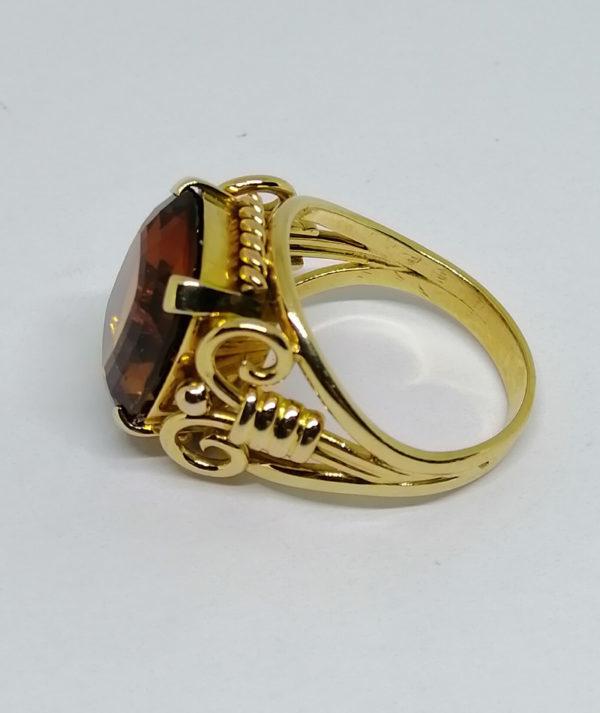 bague en or avec citrine madère vers 1940-50